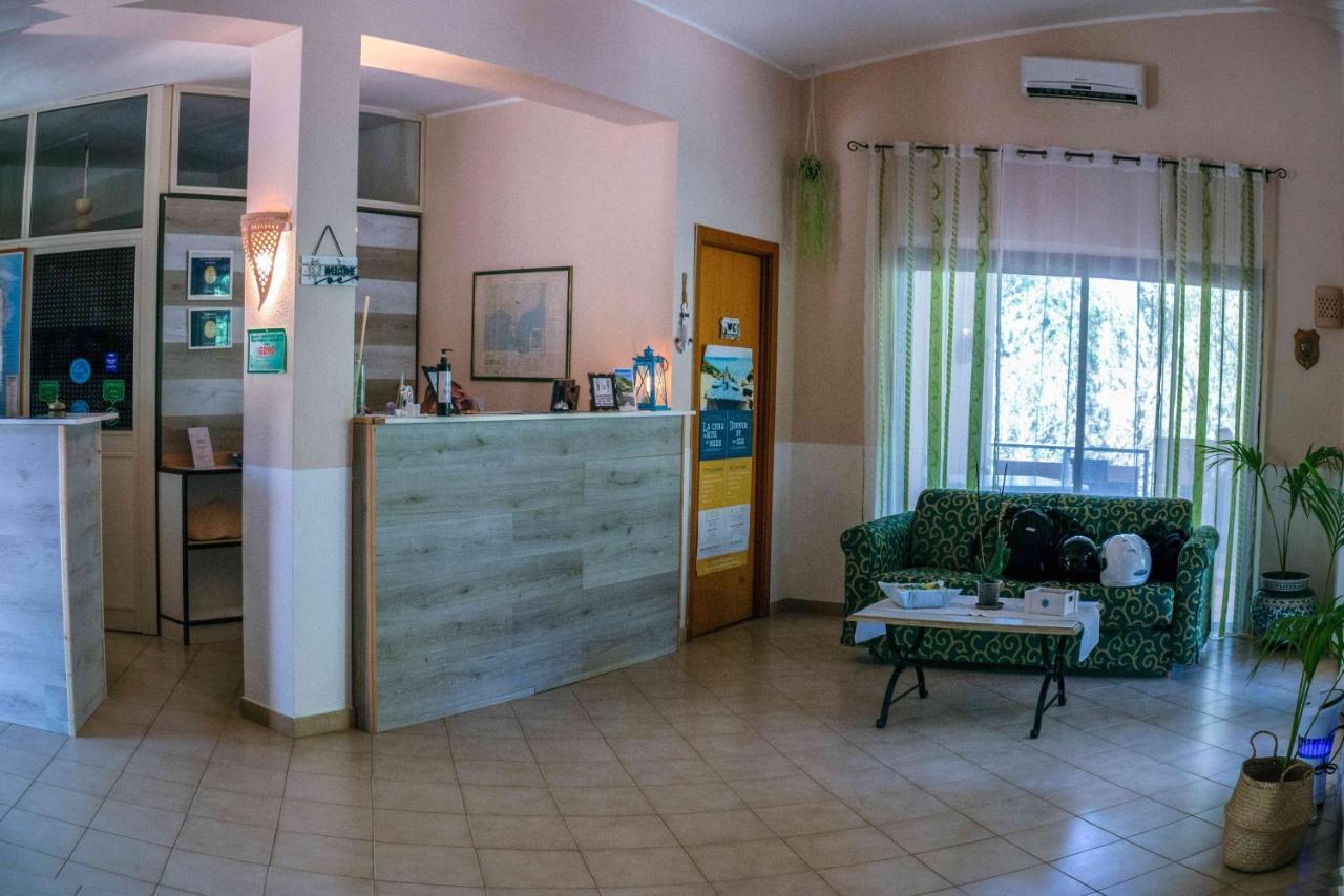 Hotel L'Oleandro 维拉西米乌斯 外观 照片
