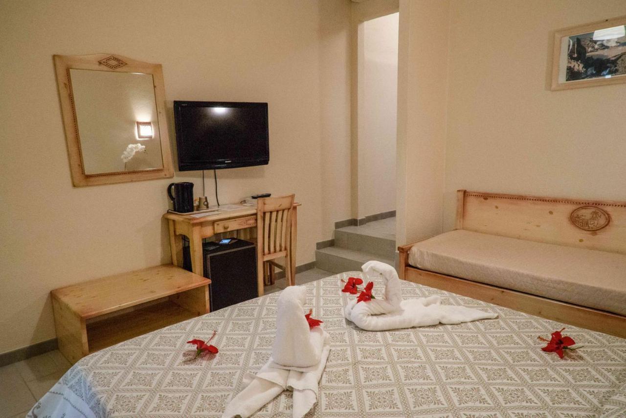 Hotel L'Oleandro 维拉西米乌斯 外观 照片